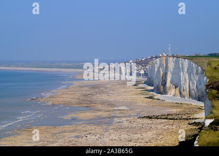 Les Falaises entre le Saint-Pierre et Mers-les-Bains, chemins de randonnée avec vue sur la Mer, La Baie de Somme, Ault, Onival, Cayeux-sur-Mer Stockfoto