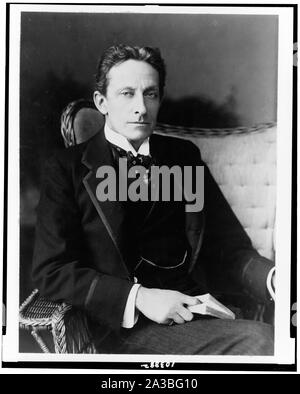 Sir Johnston Forbes-Robertson, drei - Viertel - Länge Porträt, Sitzen, leicht nach rechts Stockfoto