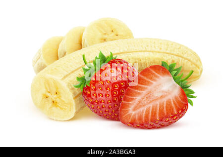 Banane und Erdbeere auf weißem Hintergrund mit Freistellungspfad isoliert Stockfoto