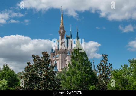 Orlando, Florida. September 23, 2019. Draufsicht auf das Cinderella Schloss im Magic Kigndom Stockfoto