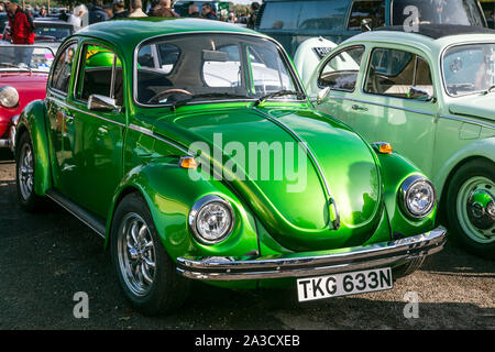 Wunderschön restaurierte Metallic Grün, Volkswagen Käfer 1300 cc zur Bicester Erbe, Sonntag Jagt im Oktober 2019 Stockfoto