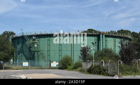 Horley, Surrey - Gasometer Abriss 1. Stockfoto