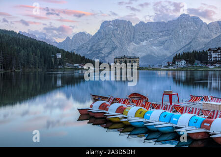 Misurina See, Cortina d'Ampezzo, Belluno, Venetien, Dolomiten, Italien, Europa Stockfoto