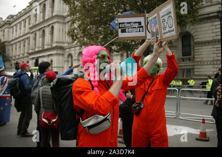 LONDON, VEREINIGTES KÖNIGREICH. 07 Okt 2019, Aussterben Rebellion Central London zum Stillstand bringen, den Klimawandel zu markieren. © Martin Foskett/Knelstrom Ltd/Alamy leben Nachrichten Stockfoto