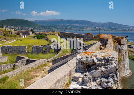 Santa Maura's/Agia Mavra Burg auf dem Damm nach Lefkas/Lefkada Insel, Griechenland Stockfoto