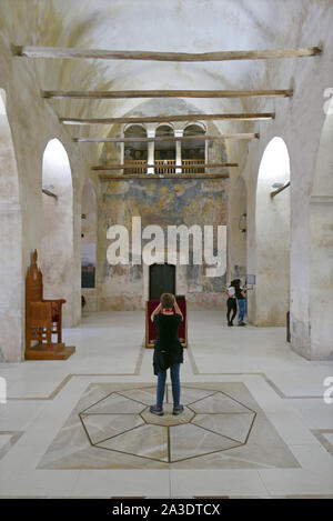 OHRID, MAZEDONIEN - September 7, 2019: im Inneren der Hagia Sophia Kirche ist eine der wichtigsten Sehenswürdigkeiten in Mazedonien Stockfoto