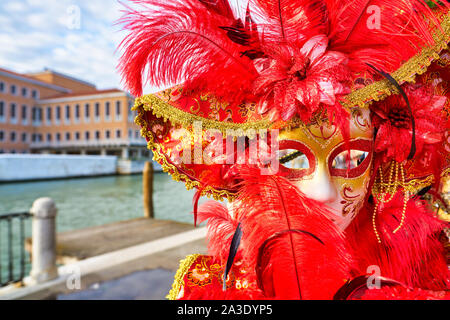 Venedig, Italien - ca. Mai, 2019: Venezianische Maske Karneval in Venedig. Stockfoto