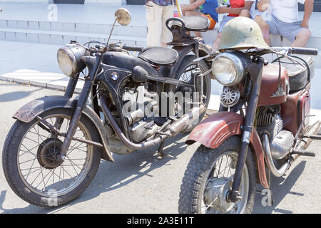 Sea Garden Burgas/Bulgarien/Europa - Juli 02, 2016 Neunte Parade der retro Autos und Motorräder. selektive Fokus mit geringer Tiefenschärfe. Stockfoto