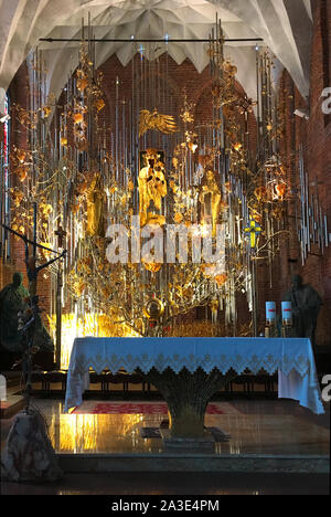 Danzig, Pommern, Polen - 19. Juni 2019: Bernstein Altar in der Kirche der hl. Birgitta ist von Danzig - Polen. Stockfoto