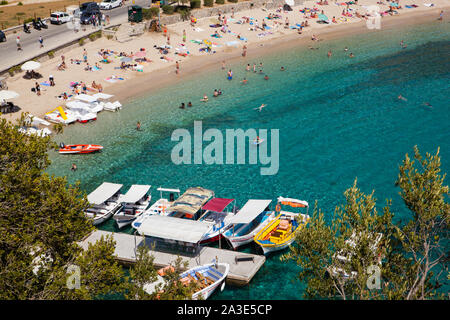 Luftbild von oben der Griechischen Ferienort Paleokastritsa Korfu Griechenland Stockfoto