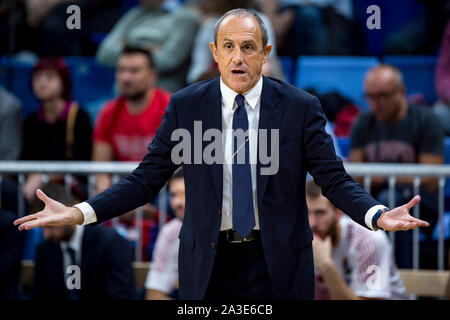 Ettore Messina Haupttrainer von AX Armani Exchange Olimpia Milano während Legabasket Serie A Basketball match AX Armani Exchange Olimpia Milano vs Pallaca Stockfoto