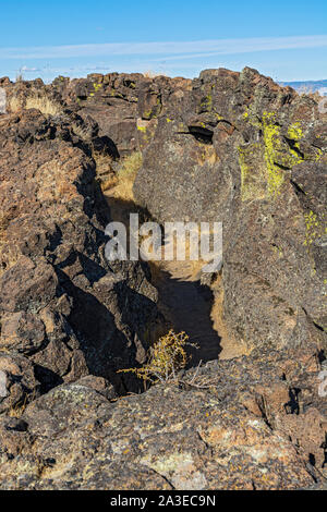 Kalifornien, Lava Beds National Monument, Captain Jack's Stronghold, Trail Stockfoto