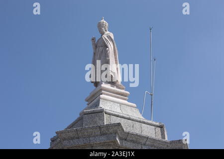 Guimaraes, Portugal - die Statue von Pius IX. auf dem Gipfel des Monte Penha Stockfoto
