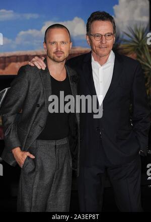 Los Angeles, CA. 7 Okt, 2019. Bei der Ankunft für EL CAMINO: BREAKING BAD MOVIE Premiere, Regency Dorf Theater - Westwood, Los Angeles, CA Oktober 7, 2019. Credit: Elizabeth Goodenough/Everett Collection/Alamy leben Nachrichten Stockfoto