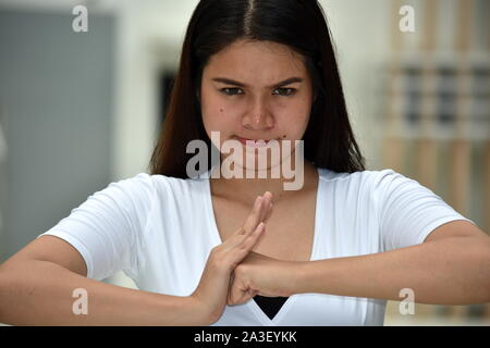 Ein Mad Minderheit weiblich Frau Stockfoto