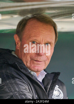 Fürth, Deutschland, Oktober 07, 2019 Berti Vogts,, Trainer DFB alle Sterne, halbe Größe, Porträt, Deutschland alle - Sterne - ITALIEN AZZURRI ALL STARS 3-3, Deutsche Fussball Liga, Fürth, Deutschland, Oktober 07, 2019 Saison 2019/2020 © Peter Schatz/Alamy leben Nachrichten Stockfoto