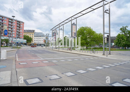 Wien, ÖSTERREICH - ca. Mai 2019: Wiener Städtische Landschaft Tagsüber. Stockfoto