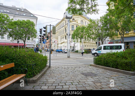 Wien, ÖSTERREICH - ca. Mai 2019: Wiener Städtische Landschaft Tagsüber. Stockfoto