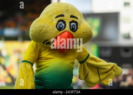 Norwich City Club Maskottchen, Kapitän Kanarische Inseln - Norwich City gegen Aston Villa, Premier League, Carrow Road, Norwich, Großbritannien - 5. Oktober 2019 Editorial nur verwenden - DataCo Einschränkungen Stockfoto