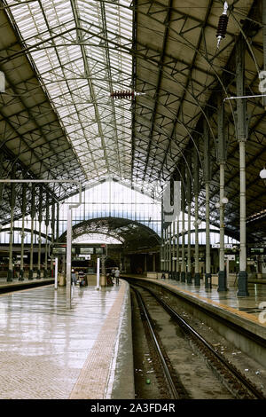 Lissabon, Portugal - 30. August 2019: Bahnhof Rossio Innenraum Stockfoto