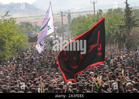 "Ghali Shoyan Teppich waschen Zeremonie im Iran Stockfoto