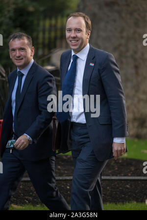 Downing Street, London, UK. 8. Oktober 2019. Matt Hancock, Staatssekretär für Gesundheit und soziale Versorgung in Downing Street für die wöchentliche Kabinettssitzung. Credit: Malcolm Park/Alamy Leben Nachrichten. Stockfoto