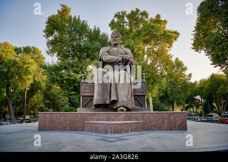 Amir Temur Denkmal, Samarkand, Usbekistan, in Zentralasien Stockfoto