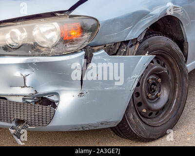 Auto nach einem Verkehrsunfall Stockfoto