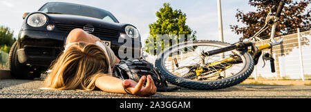 Panorama Frau Fahrrad Unfall Stockfoto