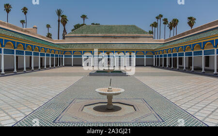 Ein Bild von einem großen Innenhof in den Bahia Palast, Marrakesch. Stockfoto