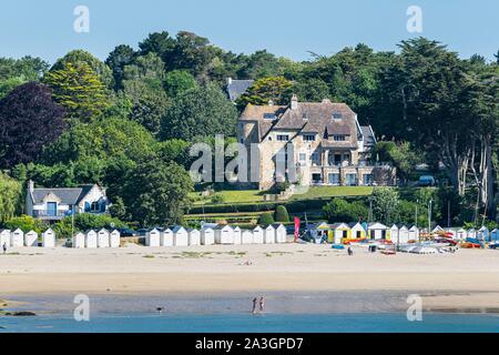 Frankreich, Finistere, Aven Land, Nevez, Port Manec'h, der Strand und Manoir Dalmore Boutique Hotel Stockfoto