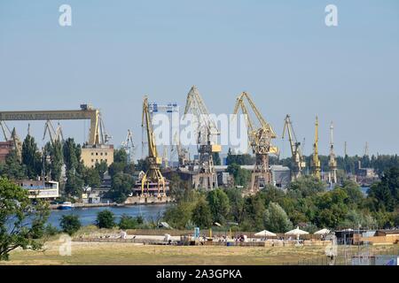 Polen, Westpommern, Smolecin (Szczecin), die Grodzka Insel und der Stettiner Werft und Hafen Stockfoto