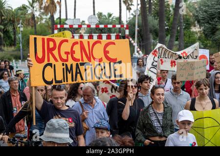 Frankreich, Var, Nizza, Hunderte von Menschen zeigen, die Klimakrise während der März für das Klima der Samstag zu kündigen, 21. September 2019 Stockfoto