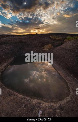Kolumbien, Vichada, Puerto Carreno, Ventana finden auf der Orenoco Flusses, altes Relikt Felsen, mit Löchern und Becken löchrig Stockfoto