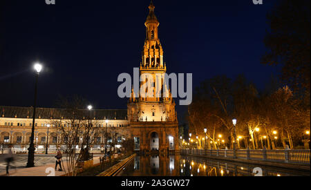 Die herrliche Nacht von Sevilla in Spanien Stockfoto