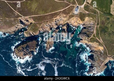 Frankreich, Finistere, Iroise, Baie des Tr?? s, - Cleden-Cap Sizun, Pointe du Van, Saint Sie Kapelle (Luftbild) Stockfoto