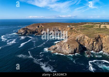 Frankreich, Finistere, Iroise, Baie des Tr?? s, - Cleden-Cap Sizun, Pointe du Van, Saint Sie Kapelle (Luftbild) Stockfoto