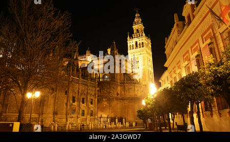 Die herrliche Nacht von Sevilla in Spanien Stockfoto