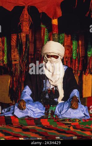 Algerien, Tamanrasset, Porträts von Tuareg an Tafsit Partei Stockfoto