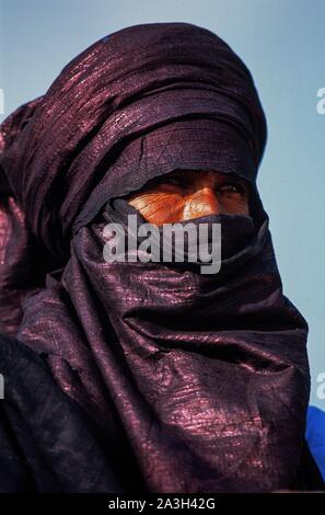 Algerien, Tamanrasset, Porträts von Tuareg an Tafsit Partei Stockfoto