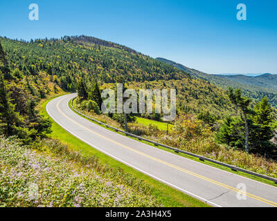 Mt Mitchell State Park Straße der Mount Mitchell höchsten Berg im östlichen UNited Staes in den Appalachen von North Carolina nach oben Stockfoto