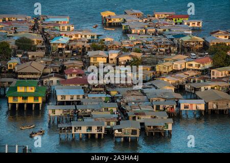 - Papua-New Guinea, National Capital District, Port Moresby, Koki, Koki Dorf auf Stelzen Stockfoto