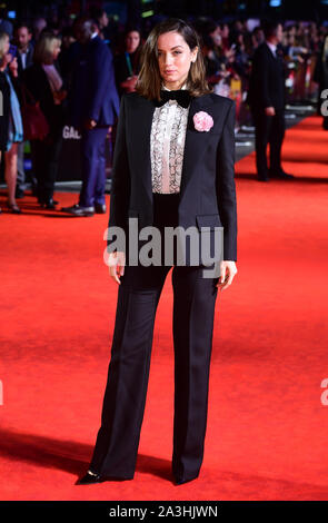 Ana de Armas die Teilnahme an der Europäischen Uraufführung der Messer aus, als Teil des BFI London Film Festival 2019 statt, im Odeon Luxe, Leicester Square in London. Stockfoto