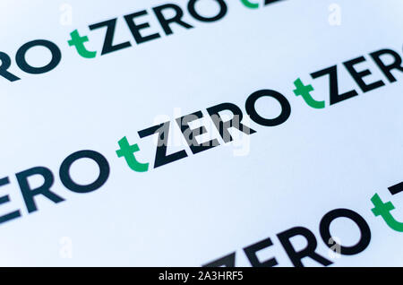 TZero Crypto app Logos auf der Broschüre Makro Foto. Editorial Foto zur Illustration für Nachrichten auf einer crypto Wallet Stockfoto