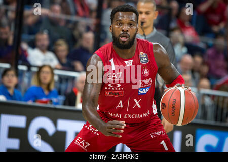 Mailand, Italien. 06 Okt, 2019. Shelvin Mack (AX Armani Exchange Olimpia Milano) während Legabasket Serie A Basketball match AX Armani Exchange Olimpia Milano vs Pallacanestro Triest in Milano, Palalido Allianz Cloud, der Home Team gewann 88-74. Italien 6. Oktober 2019. (Foto von Matteo Cogliati/Pacific Press) Quelle: Pacific Press Agency/Alamy leben Nachrichten Stockfoto