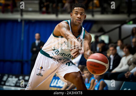 Desio, Italien. 07 Okt, 2019. Yancarlos Rodriguez (Acqua S. Bernardo Cantu') während Legabasket Serie A Basketball match Acqua S. Bernardo Pallacanestro Cantu' vs Grissin Bon Reggio Emilia. Host-Team gewann ein Spiel nie in Diskussion mit der Kerbe von 75-92 in Desio, Pala Banco Desio, Italien, 6. Oktober 2019. (Foto von Matteo Cogliati/Pacific Press) Quelle: Pacific Press Agency/Alamy leben Nachrichten Stockfoto