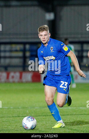 Kingston, UK. 08 Okt, 2019. Max Sanders von AFC Wimbledon mit der Kugel während der Leasing.com Trophy Match zwischen AFC Wimbledon und Leyton Orient im Cherry Red Records Stadion, Kingston, England am 8. Oktober 2019. Foto von Carlton Myrie/PRiME Media Bilder. Credit: PRiME Media Images/Alamy leben Nachrichten Stockfoto