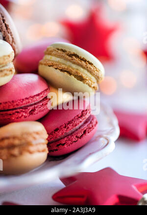 Weihnachten macarons selektiven Fokus makro Text über legen Stockfoto