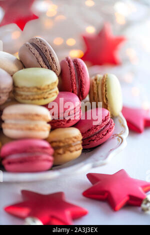 Weihnachten macarons selektiven Fokus saisonale Hintergrund Text über legen Stockfoto