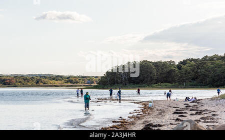 Leute angeln an Gerard Park in East Hampton, New York Stockfoto